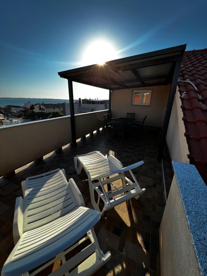 Apartman Eva Vrsi Bagian luar foto